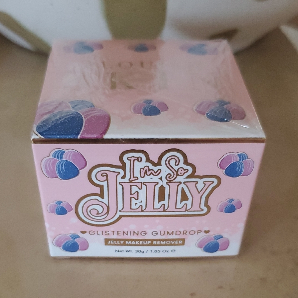 I'm So Jelly Glistening Gumdrop Makeup Remover